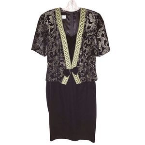Vintage Black Velvet Gold Floral Prints Embroidered Short Sleeves Dress Size 8